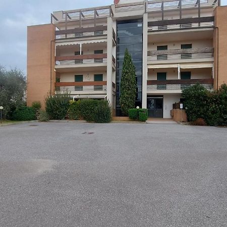 Appartamento Santa Costanza Con Piscina San Vincenzo Eksteriør bilde