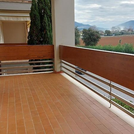 Appartamento Santa Costanza Con Piscina San Vincenzo Eksteriør bilde
